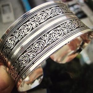 New Bohemian Wide Retro Cuff Bracelet - beautiful